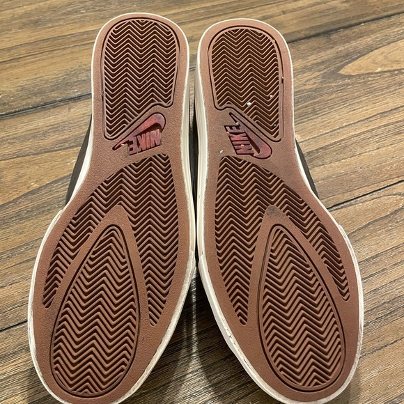 NIKE SWEET CLASSIC LEATHER WINTER CLASSIC 536942-200 BROWN SNEAKER SIZE 9.5 - Picture 9 of 11